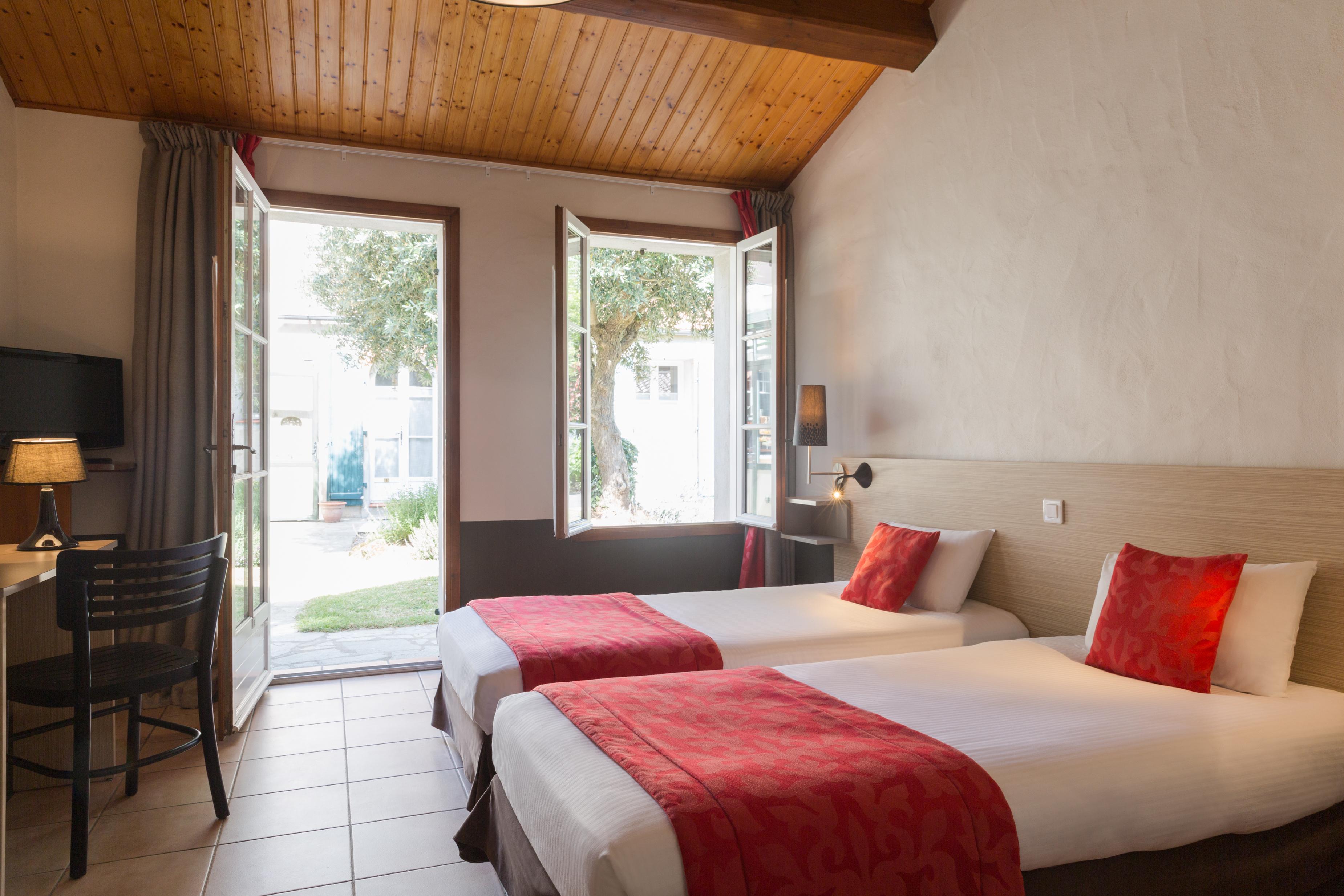 Domaine Le Martinet, The Originals Relais Hotel Bouin  Kültér fotó