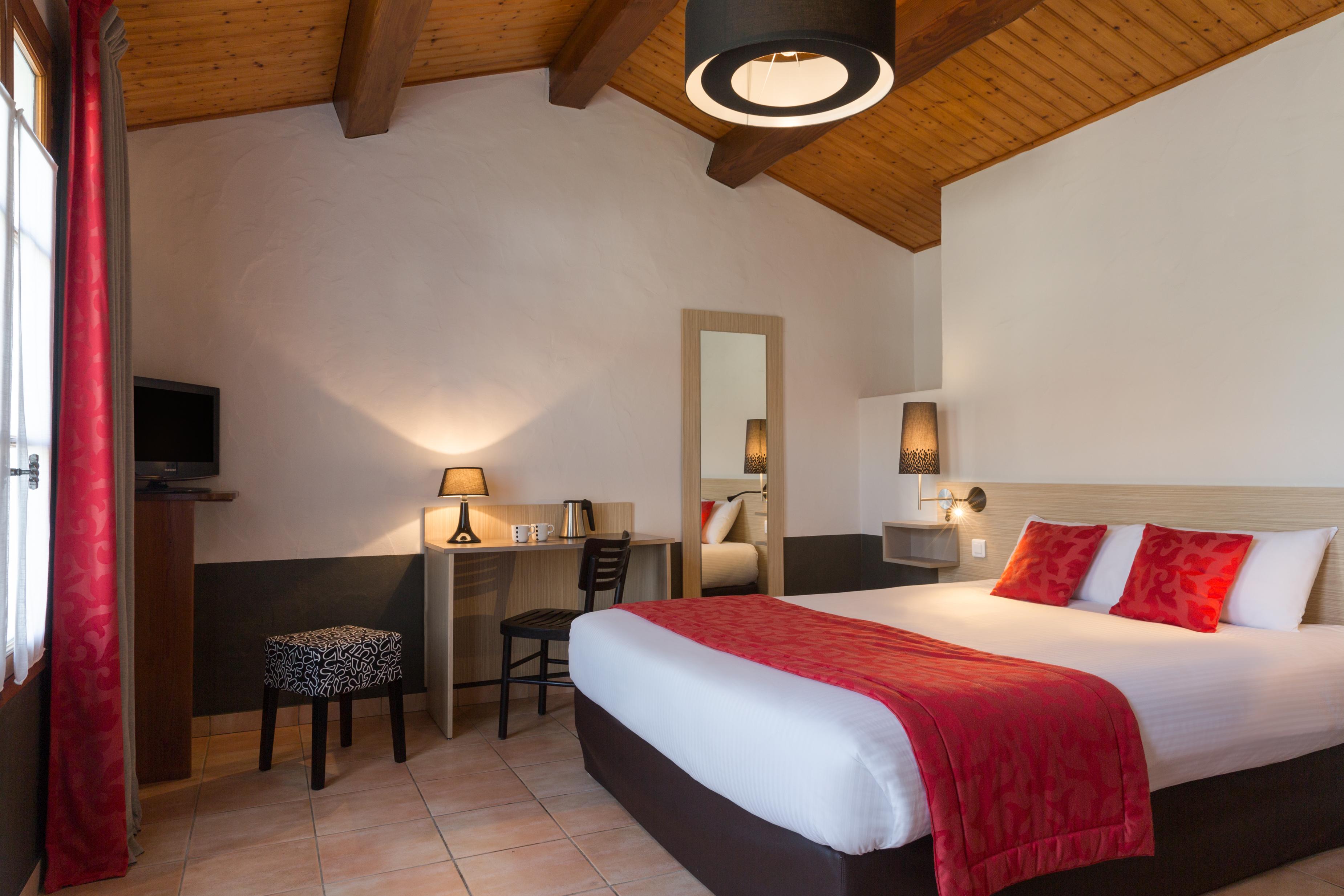 Domaine Le Martinet, The Originals Relais Hotel Bouin  Kültér fotó