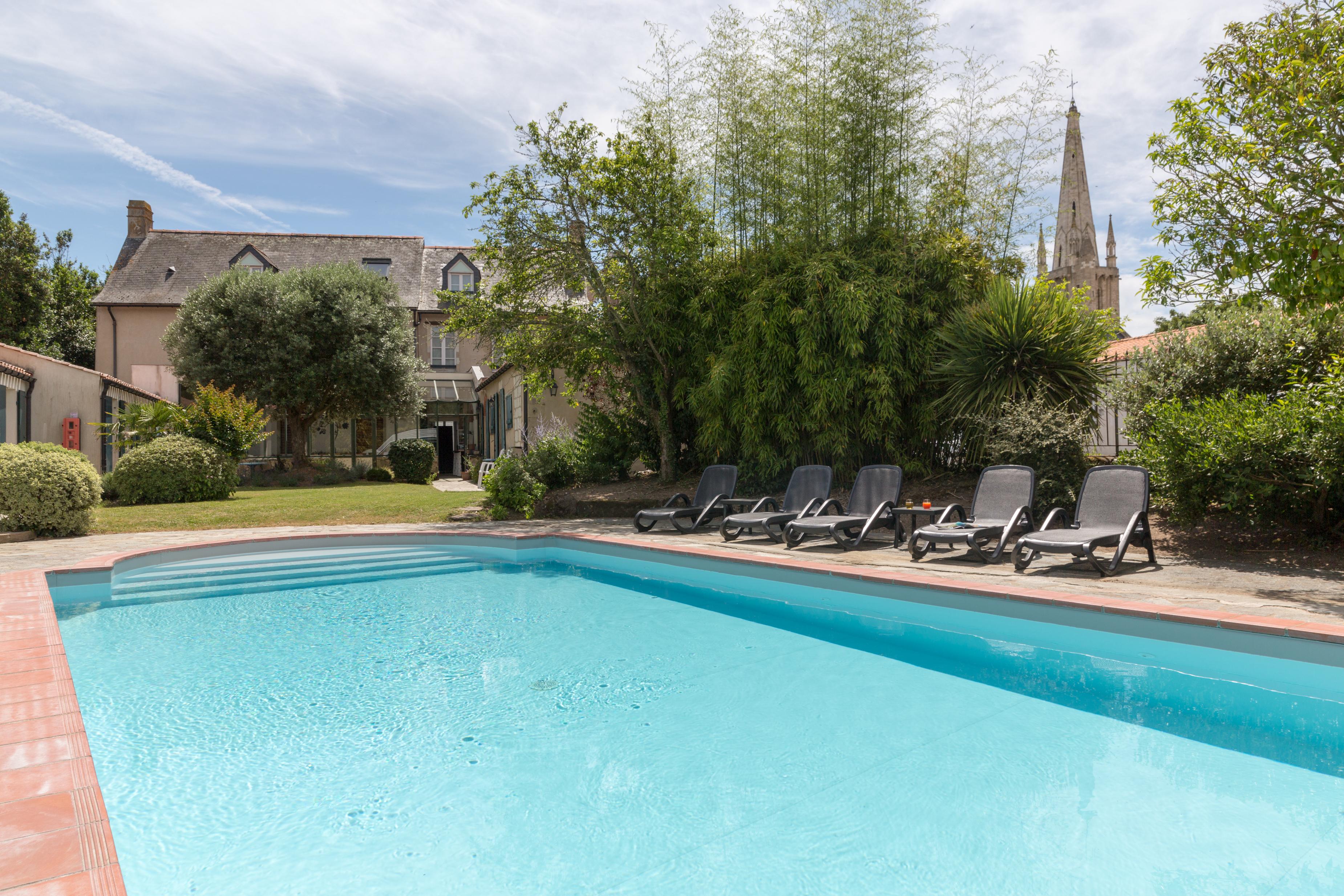 Domaine Le Martinet, The Originals Relais Hotel Bouin  Kültér fotó